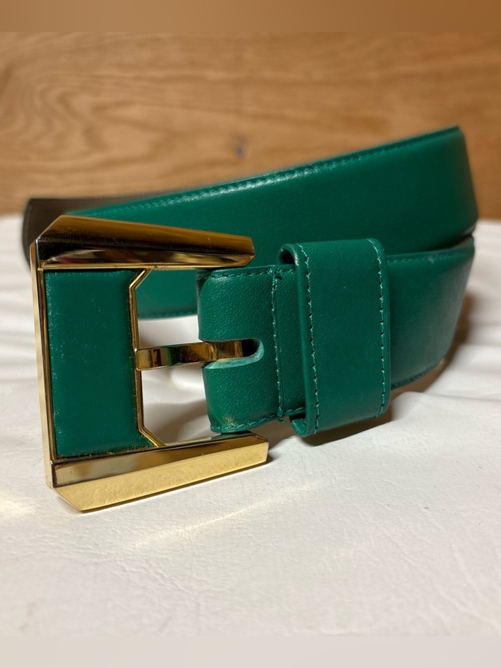 Liz Claiborne Vintage Emerald Green Leather Belt with Gold Buckle